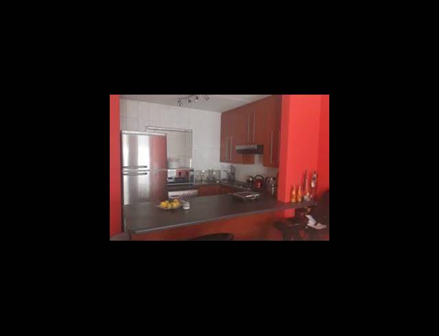 3 BEDROOM TOWNHOUSE FOR SALE IN BRAMLEY VIEW